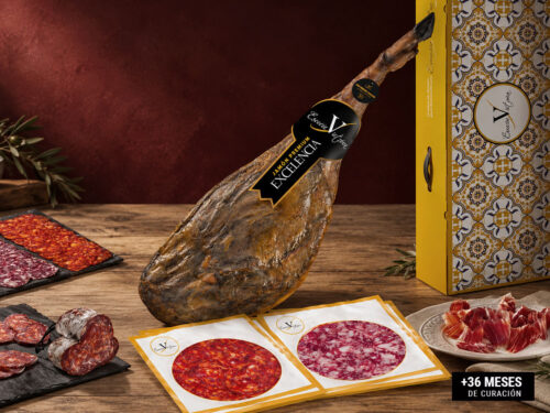 Jamón Premium Excelencia 6,4/7Kg y embutidos: chorizo, salchichón y morcón.