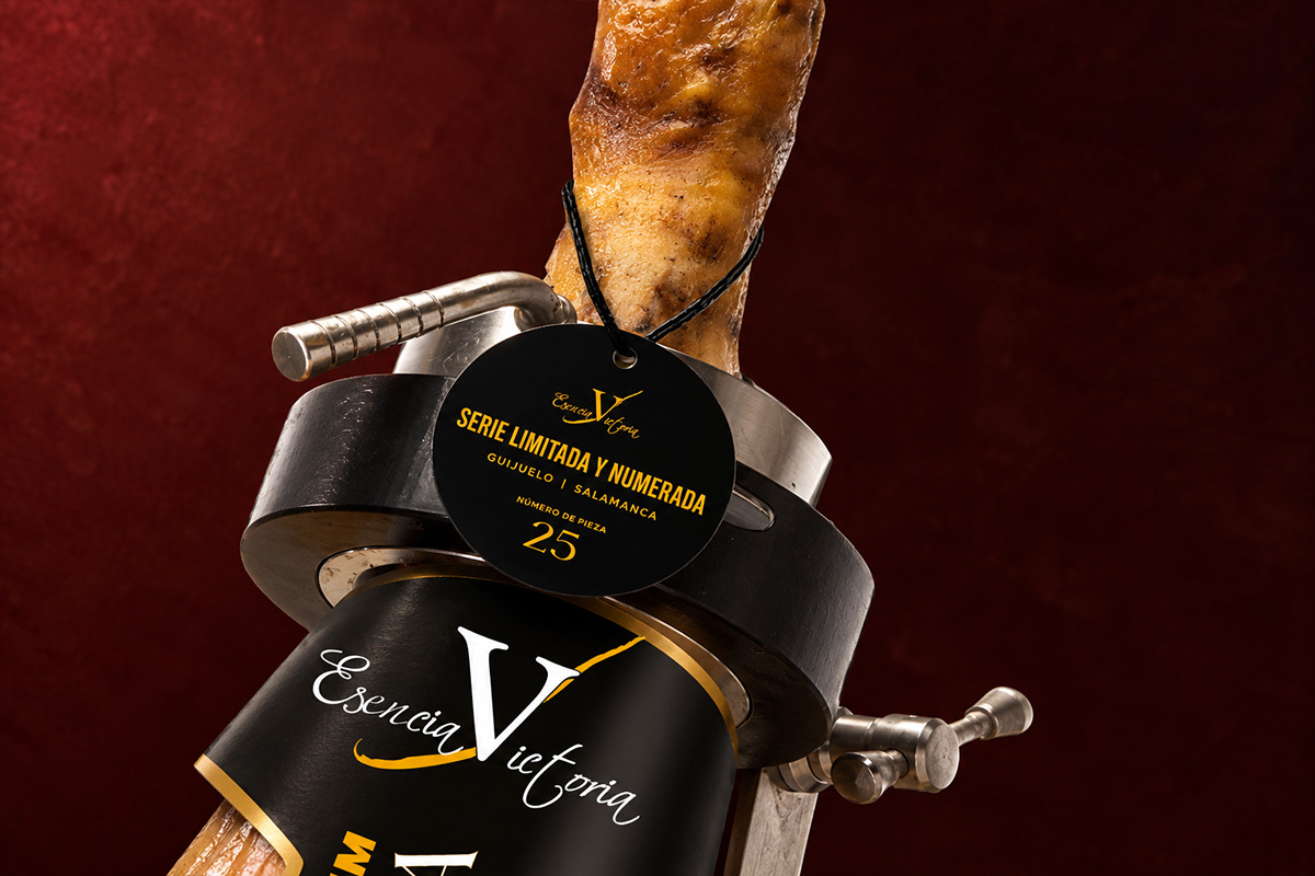 Jamón Premium Excelencia Etiqueta Negra Edición limitada y numerada Jamón Premium Excelencia Etiqueta Negra Edición limitada y numerada